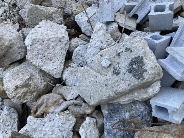 ブロック塀コンクリート