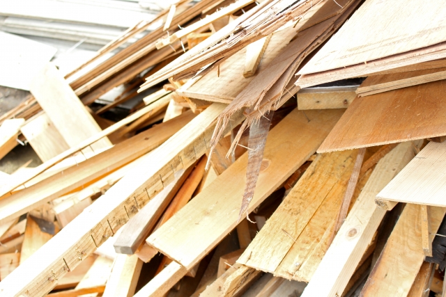 金属・木くずのリサイクル、全て対応