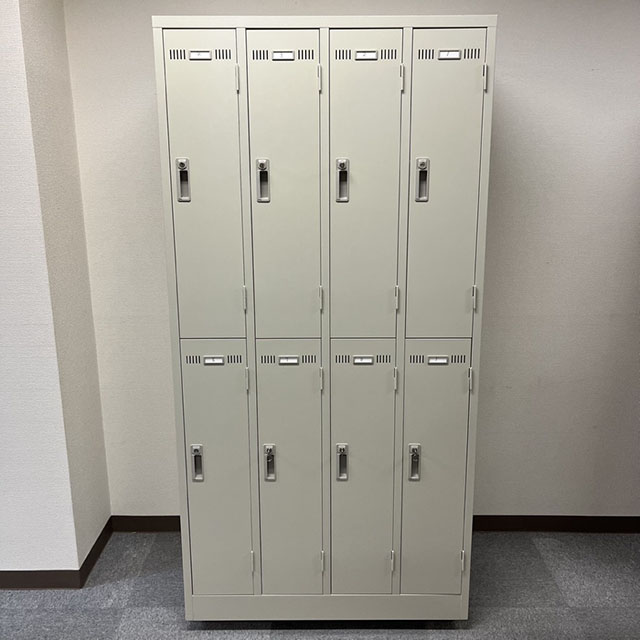 更衣ロッカー