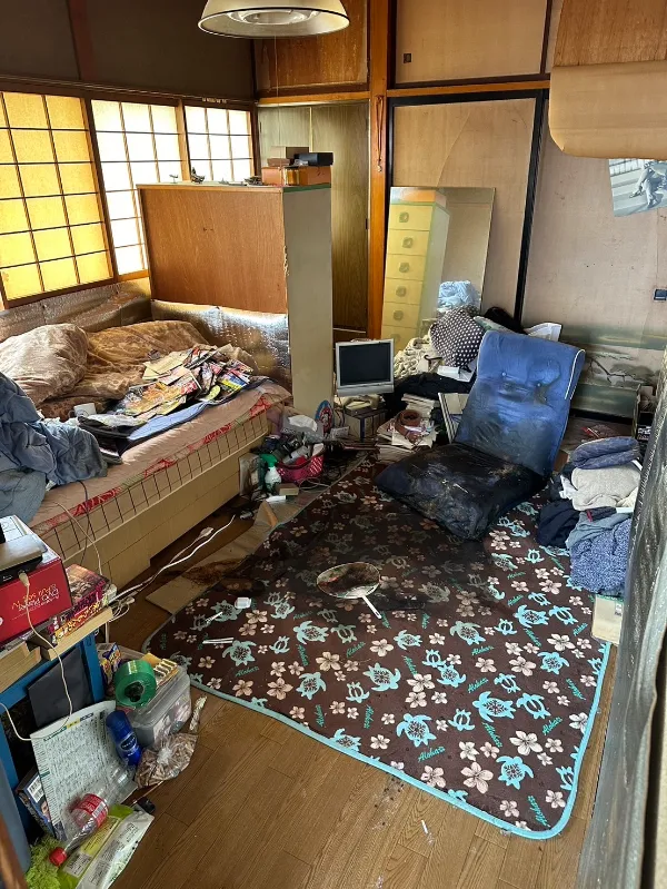 特殊清掃の床張替えイメージ